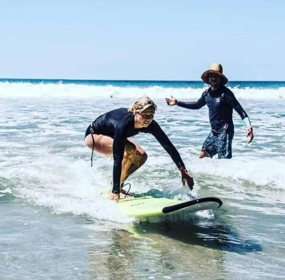 Cocobolo Surf Hotel & School Playa Santa Teresa  Dış mekan fotoğraf